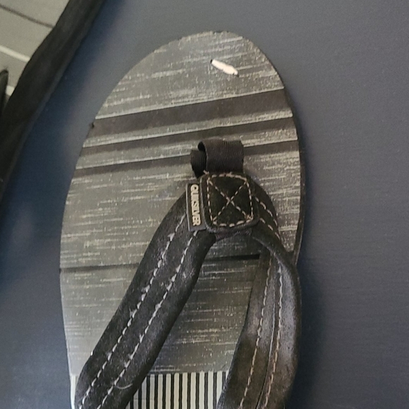 Quicksilver sz 12 mens flip flops - Picture 3 of 7